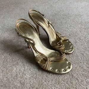 Banana Republic || Gold strappy heels